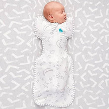 Load image into Gallery viewer, SWADDLE UP™ Bamboo 1.0 TOG Stars and Moon Cream - MEDIUM

