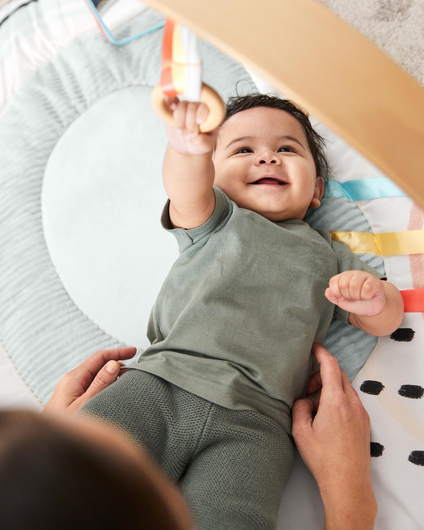 Discoverosity Montessori-Inspired Play Gym