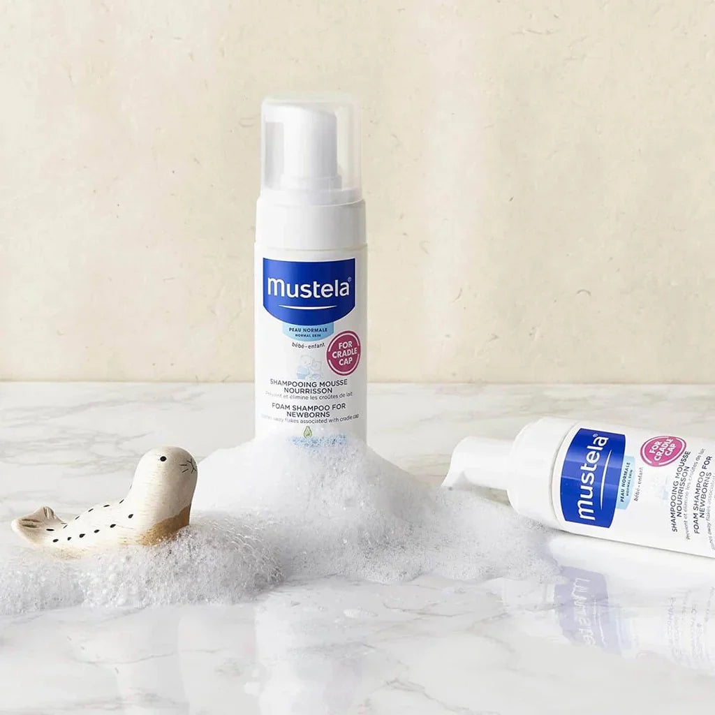 Foam shampoo for newborns