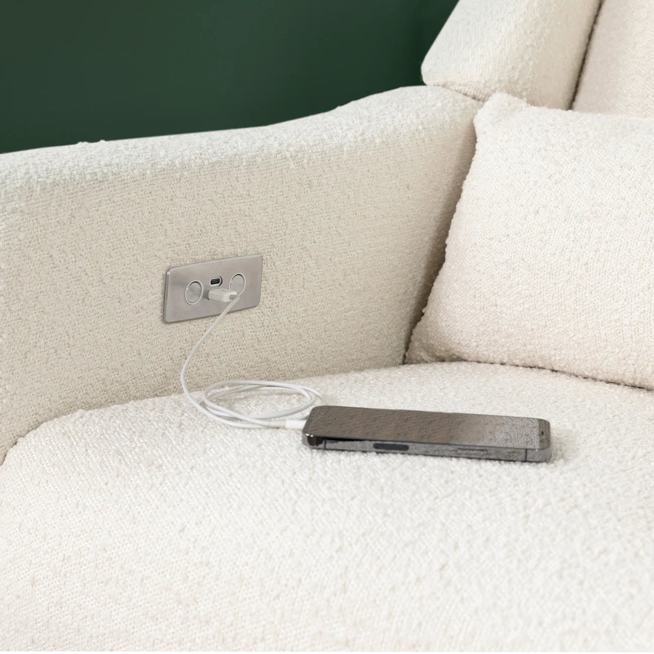 Pre-Order Kiwi Electronic Recliner and Swivel Glider in Boucle with USB port