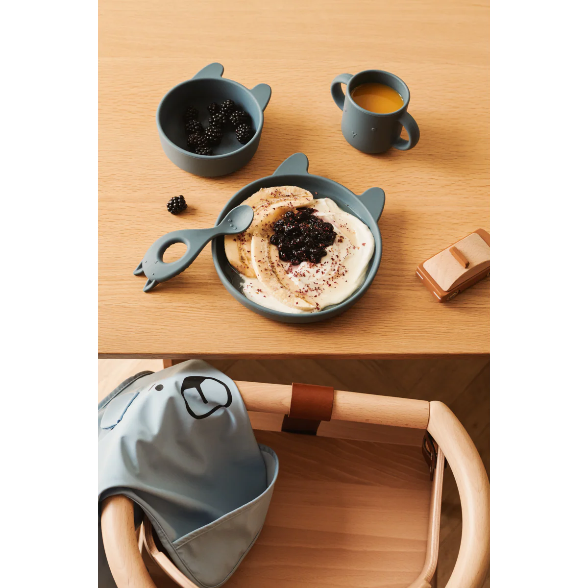 Vivi Silicone Tableware - Rabbit whale blue