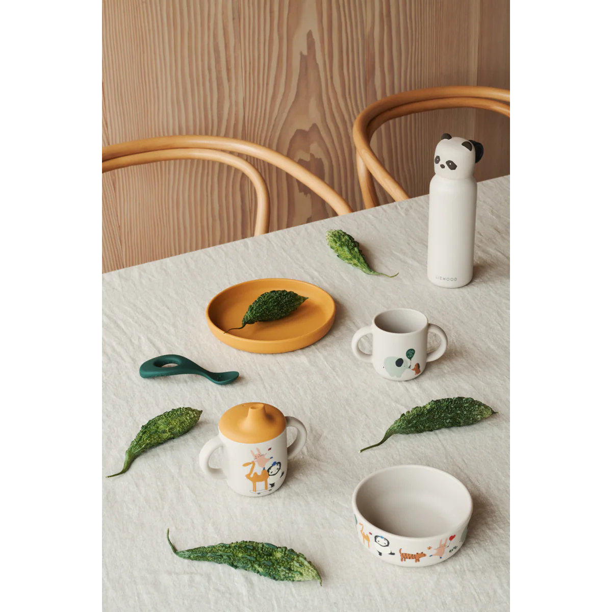 Vivi Silicone Tableware Set - Around the World