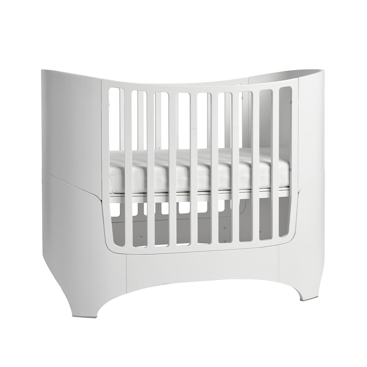 Leander Classic™ Baby Cot - White