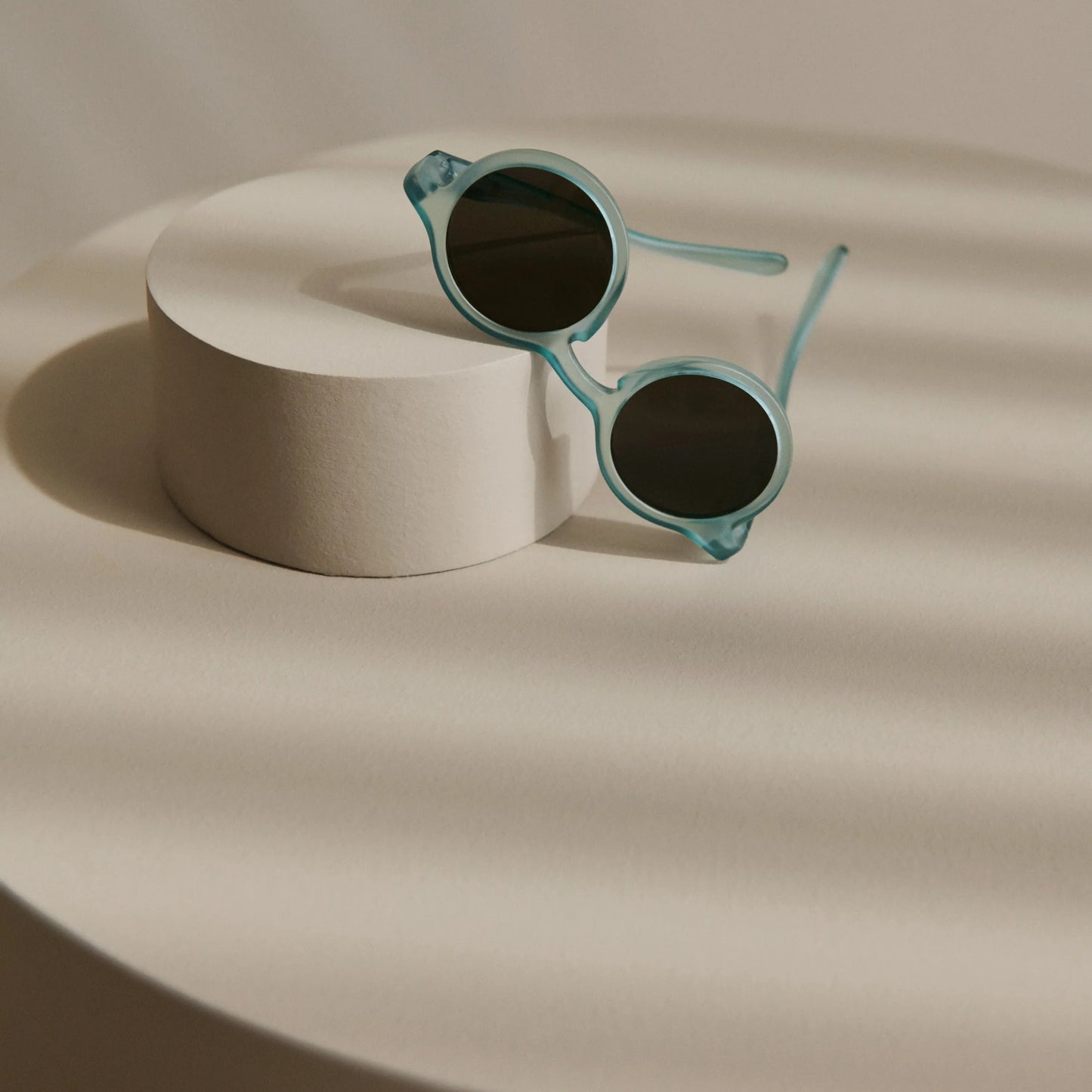 Darla Sunglasses - Whale Blue
