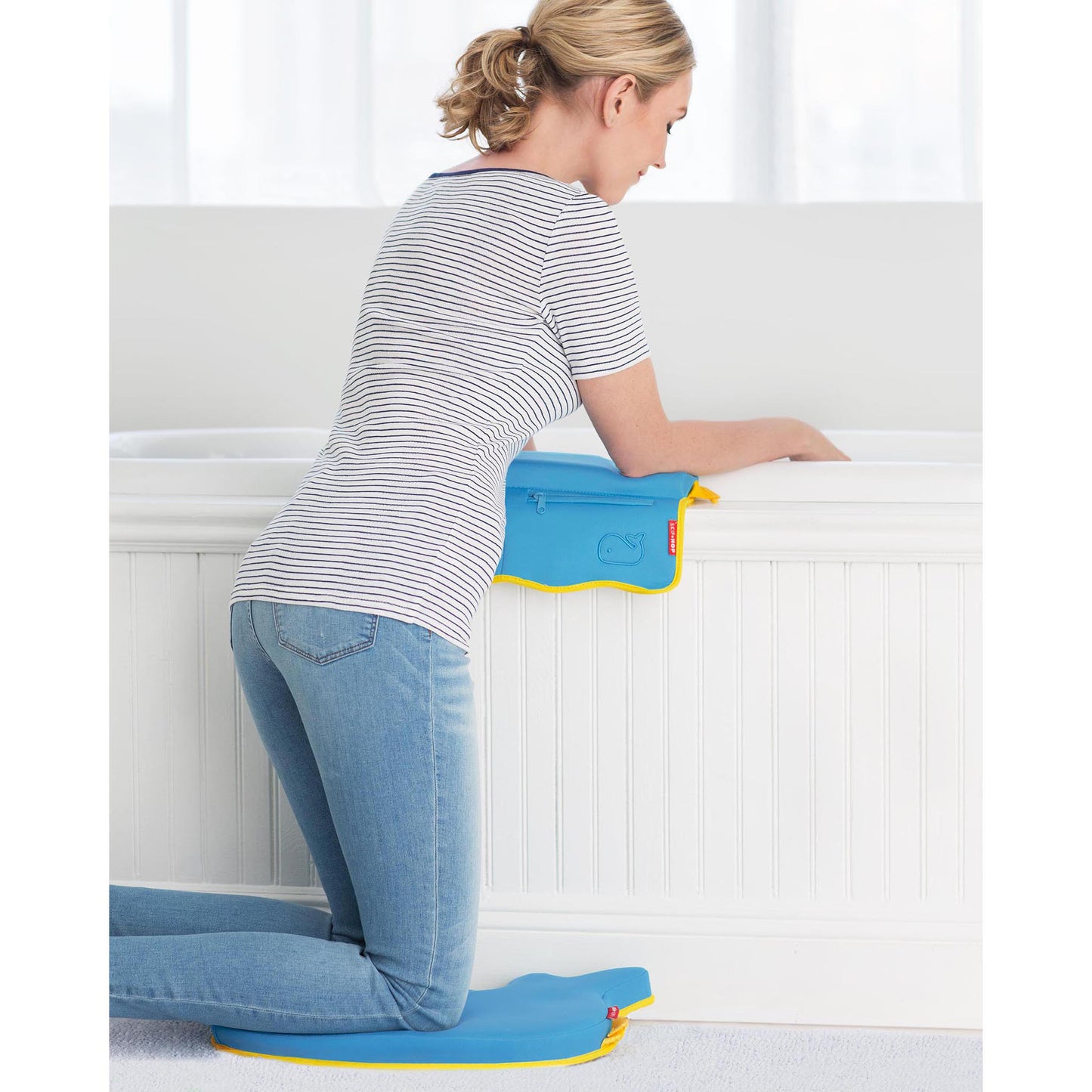 Moby Bathtub Elbow Rest
