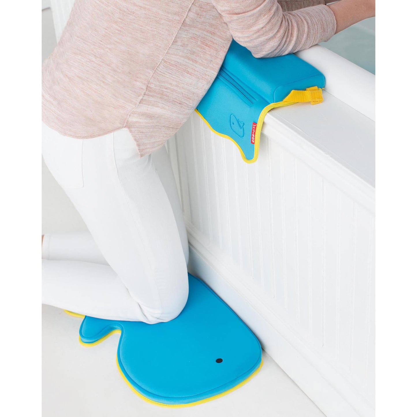 Moby Bathtub Elbow Rest