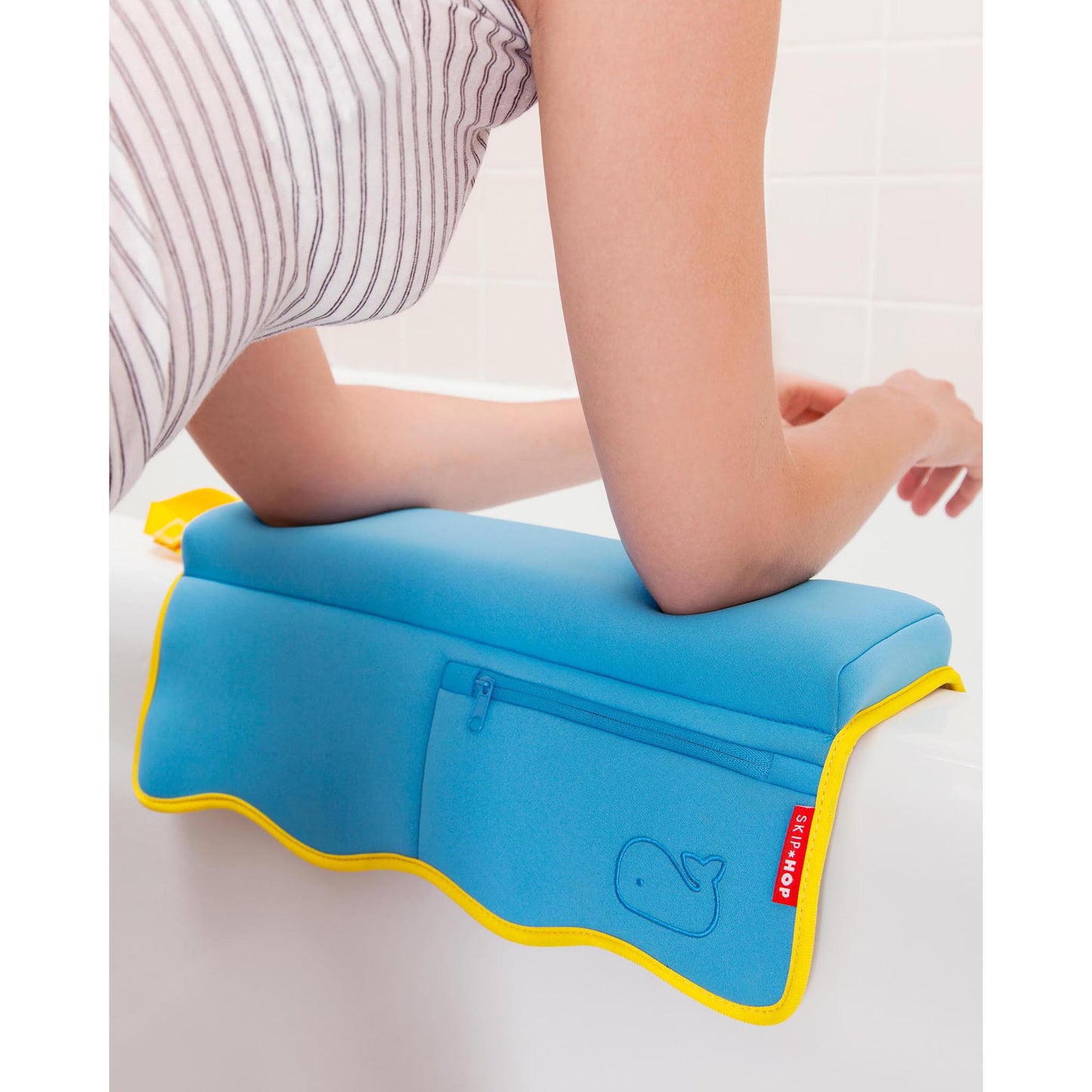 Moby Bathtub Elbow Rest
