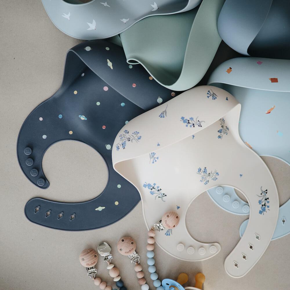 Silicone Baby Bib - Lilac Flowers