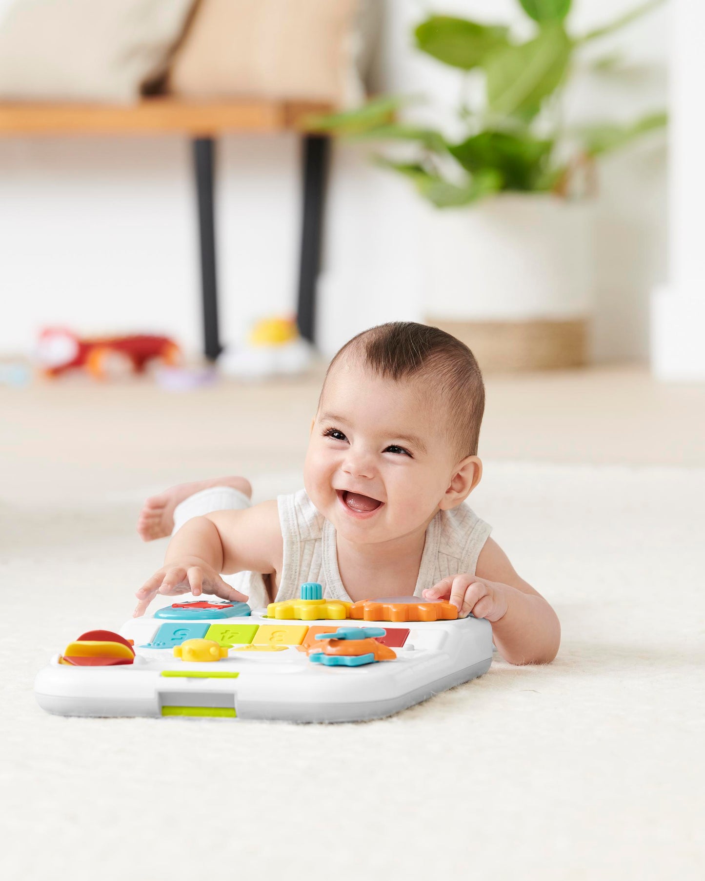 Explore & More Grow Along 4-In-1 Activity Walker