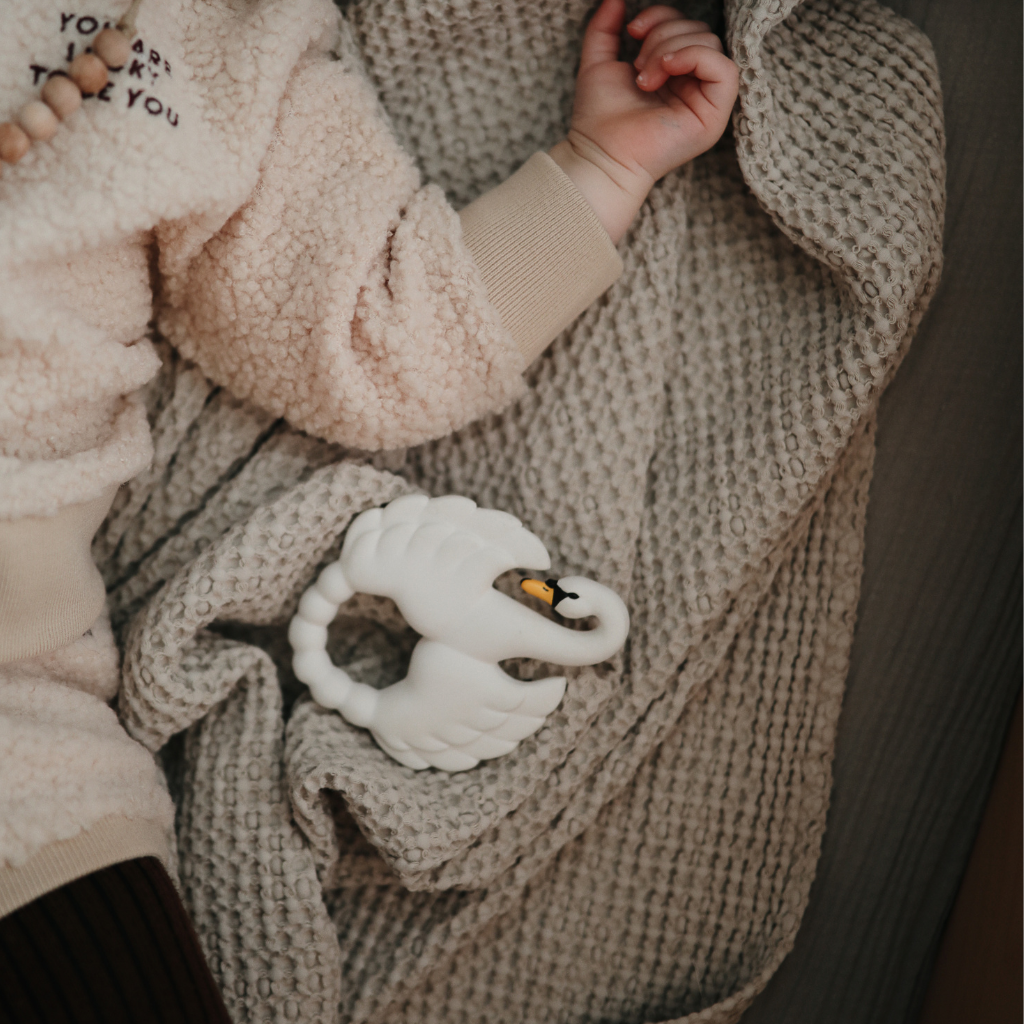 Teether Swan White