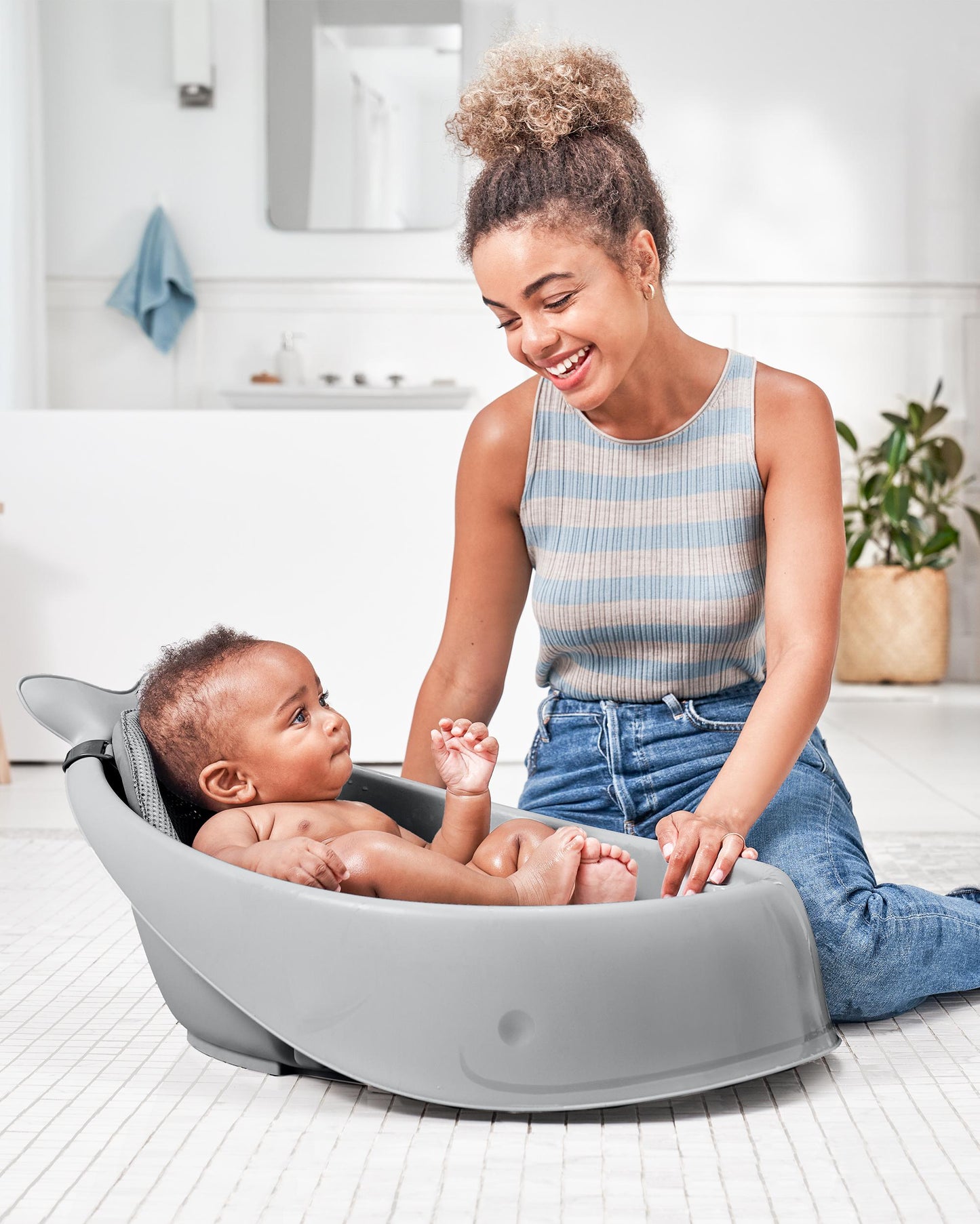 MOBY® Smart Sling™ 3-Stage Tub - Grey