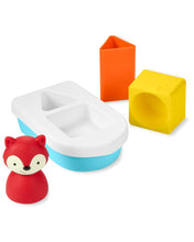 Load image into Gallery viewer, Zoo Sort &amp; Stack Boat Baby Bath Toy
