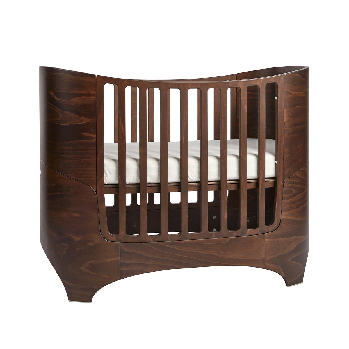 Leander Classic™ Baby Cot - Walnut