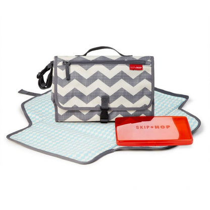 Pronto Signature Changing Station - Chevron