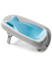 Load image into Gallery viewer, Moby Recline &amp; Rinse Bather
