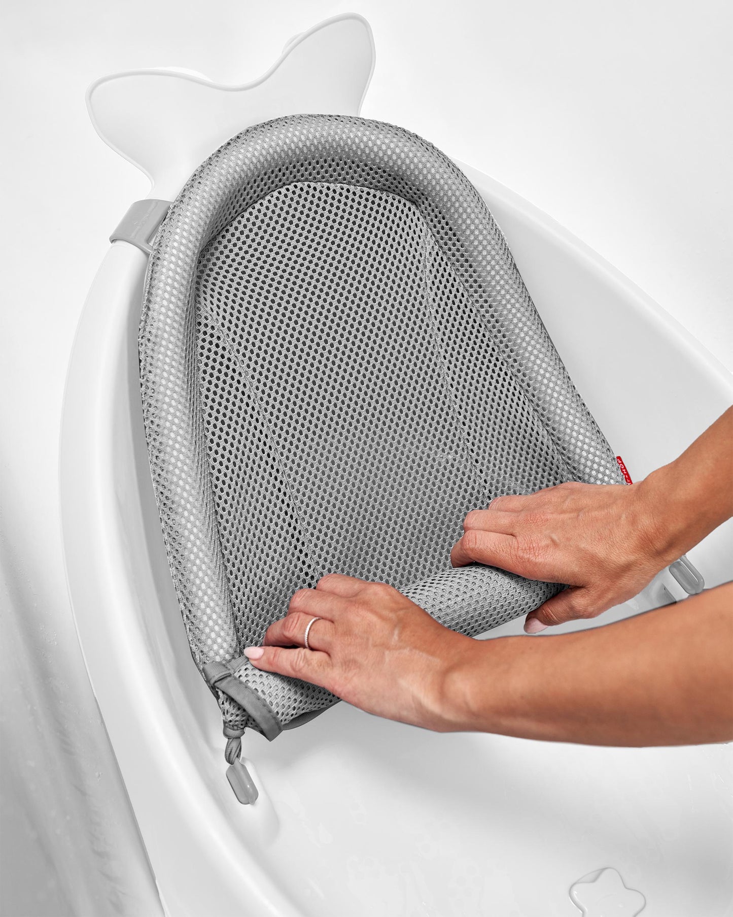 MOBY® Smart Sling™ 3-Stage Tub - White