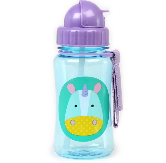 waterbottle with flip-top lid and built-in handle, designed for easy drinking and portability.