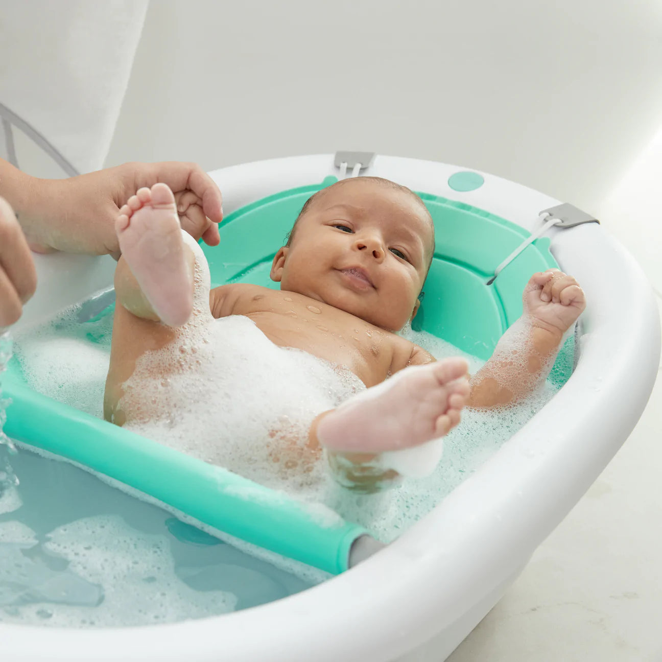 4-in-1 Grow-With-Me Bath Tub