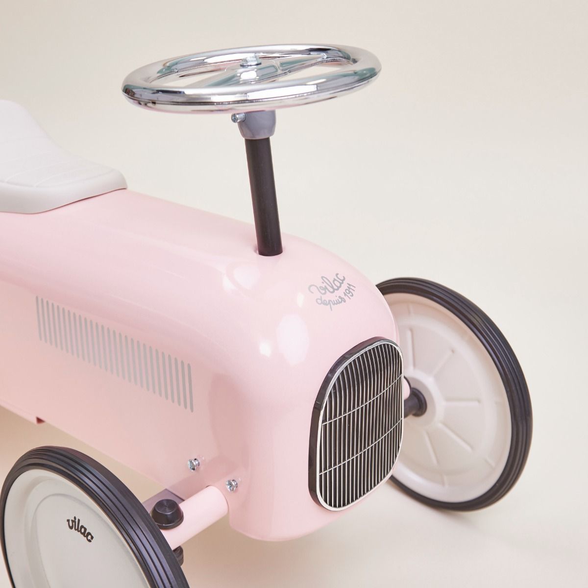 Vintage Car - Light Pink